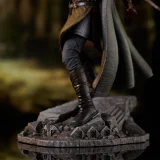 Figurka Lord of the Rings - Legolas Gallery Diorama (DiamondSelectToys)