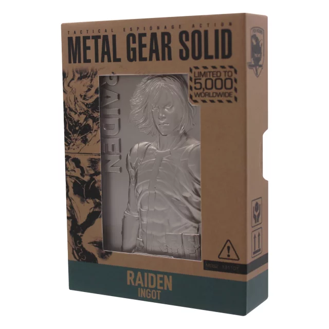 Sběratelská plaketka Metal Gear Solid 2 - Raiden Limited Edition