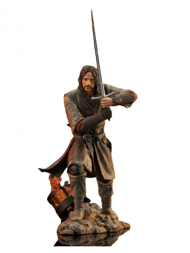 Figurka Lord of the Rings - Aragorn Gallery Diorama (DiamondSelectToys)