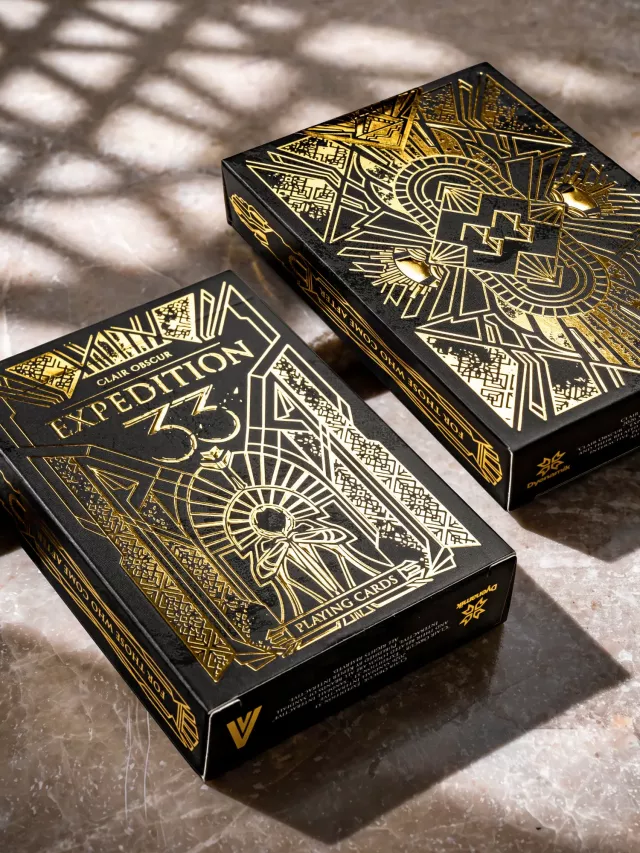 Hrací karty Clair Obscur: Expedition 33 - Obscur Edition