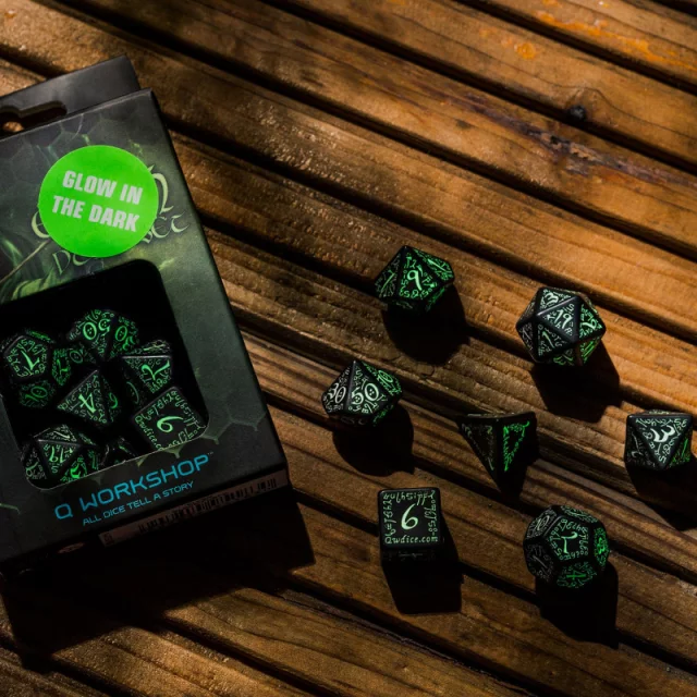 Elvish Black & glow-in-the-dark Dice Set (7)